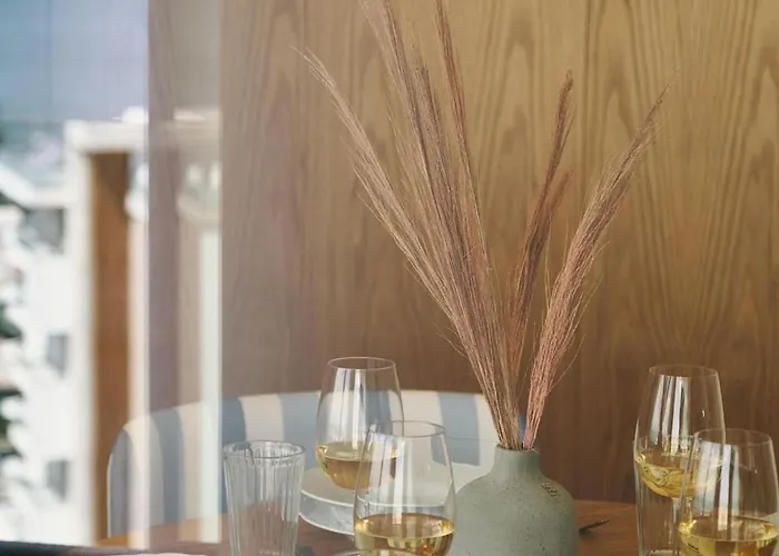 1003 At Althea Appartement