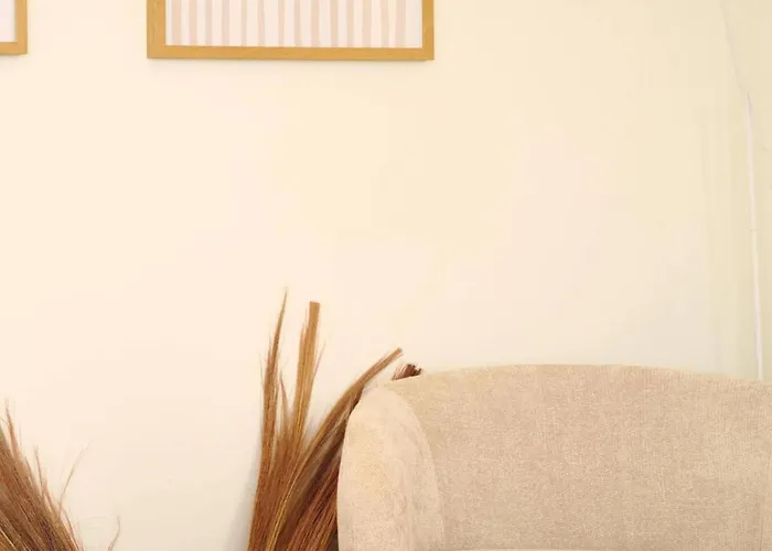 1003 At Althea דירה *